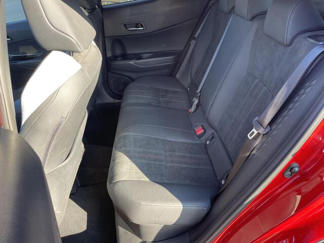 Toyota C-HR 1.8 Hybrid GR-Sport 1e eigenaar, Nieuwstaat, Trekhaak, 1e eigenaar, hele nette auto! Dealeronderhouden , Full OPTION