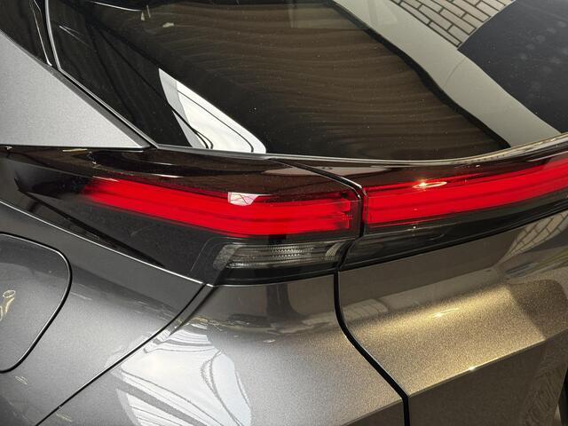 Toyota C-HR 2.0 Plug-in Hybrid 220 Dynamic automaat