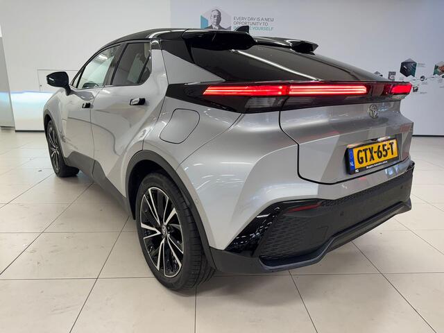Toyota C-HR 2.0 Plug-in Hybrid 220 GR SPORT PLUS