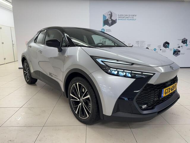 Toyota C-HR 2.0 Plug-in Hybrid 220 GR SPORT PLUS