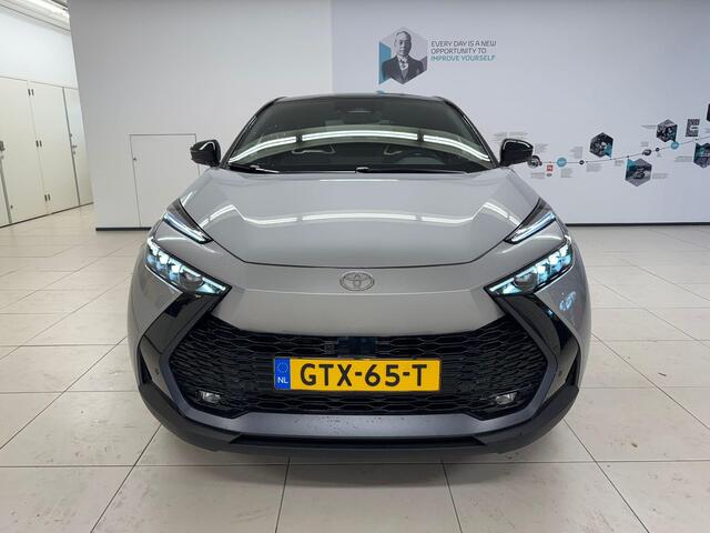 Toyota C-HR 2.0 Plug-in Hybrid 220 GR SPORT PLUS