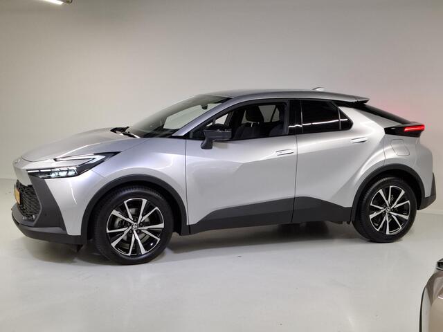 Toyota C-HR 1.8 Hybrid 140 First Edition | Dodehoekdetectie | PDC V+A | LED-prisma | elektr. achterklep |