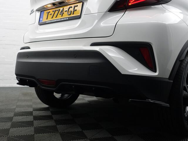 Toyota C-HR 1.8 Hybrid Dynamic Sport Aut- Full Maxton Design, Two Tone, Smoke PPF, Xenon Led, Camera, Carplay