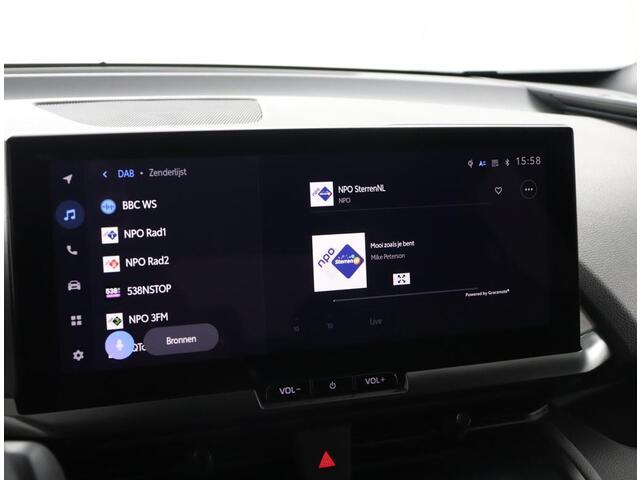 Toyota C-HR 2.0 Plug-in Hybrid 220 First Edition | Stoelverwarming | Climate control | Cruise control |
