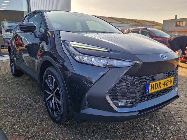 Toyota C-HR 2.0 Plug-in Hybrid 220 Business Plus