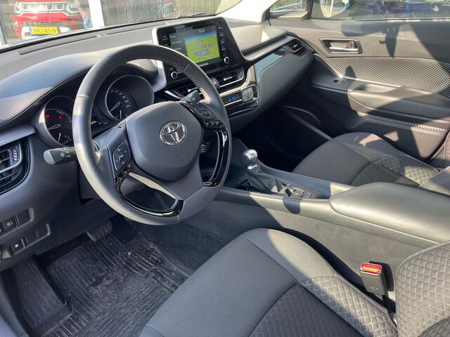 Toyota C-HR 1.8 Hybrid Business