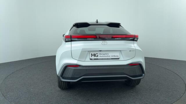 Toyota C-HR 2.0 Plug-in Hybrid 220 First Edition