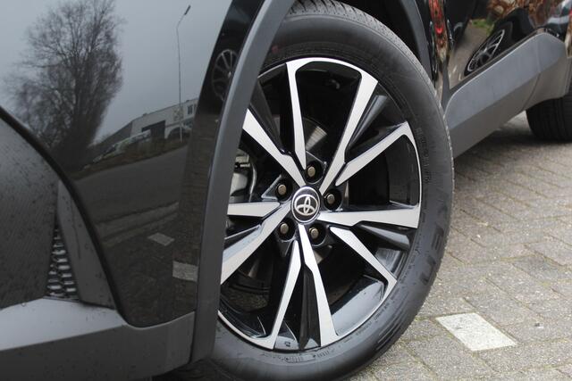 Toyota C-HR 1.8 Hybrid 140 First Edition Special | Rijklaar | Stoel-/stuurverw. | Blind Spot | Apple/Android | LED | El. achterklep | Keyless