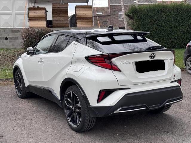 Toyota C-HR 1.8 Hybrid GR-Sport FULL OPTION! | Alcantara/Leder, Elektr. Stoel, 19 inch, LED, Bi-Tone, Dealer onderhouden, 1e eigenaar, Full option!