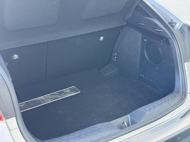 Toyota C-HR 1.8 Hybrid Style | Clima | Cruise | Navi | JBL | Stoelstuurverw. | Trekhaak | BSM