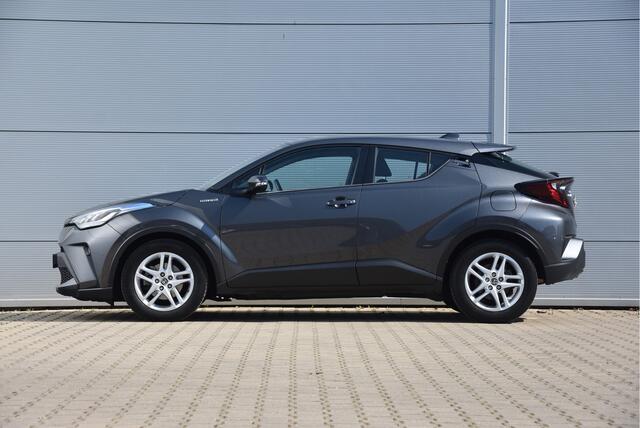 Toyota C-HR 1.8 Hybrid Active | Trekhaak |