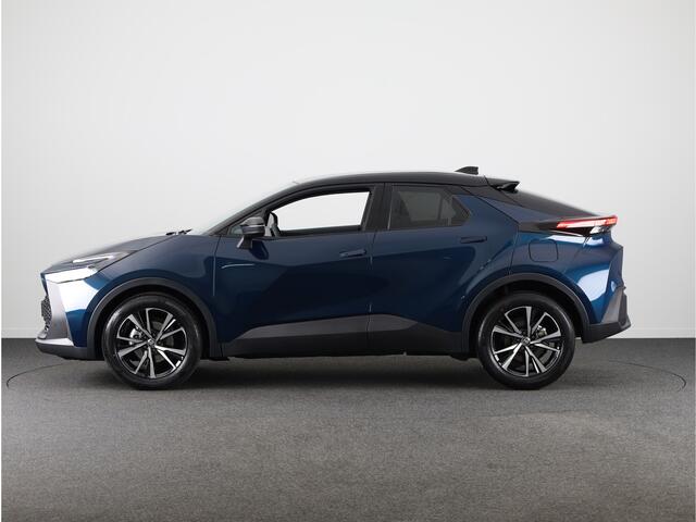 Toyota C-HR 1.8 Hybrid 140 Dynamic *NIEUW* | Direct leverbaar! | Blind Spot Monitor | Parkeercamera | Apple Carplay /- Android Auto |
