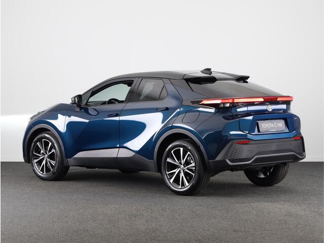 Toyota C-HR 1.8 Hybrid 140 Dynamic *NIEUW* | Direct leverbaar! | Blind Spot Monitor | Parkeercamera | Apple Carplay /- Android Auto |