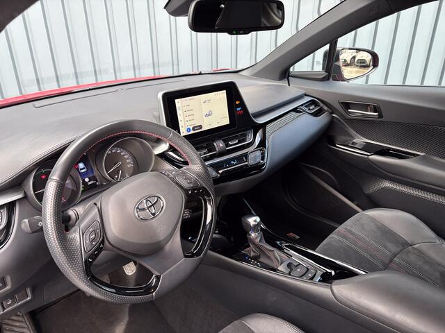 Toyota C-HR 1.8 Hybrid GR-Sport | Dodehoek sensoren | Stoel & Stuur verw. | 19'' | Prijs Rijklaar!!