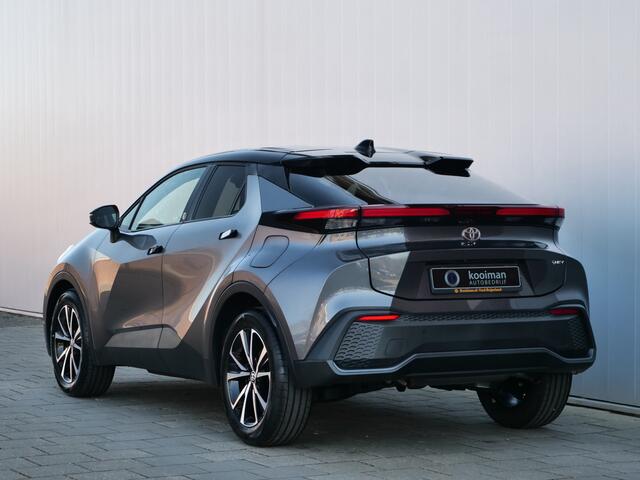 Toyota C-HR 1.8 Hybrid 140pk Dynamic Automaat Apple Carplay / Dodehoek / Camera / Stoelverwarming