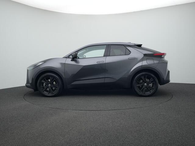 Toyota C-HR 2.0 Plug-in Hybrid 220 First Edition DEMO >Wacht op fotomoment