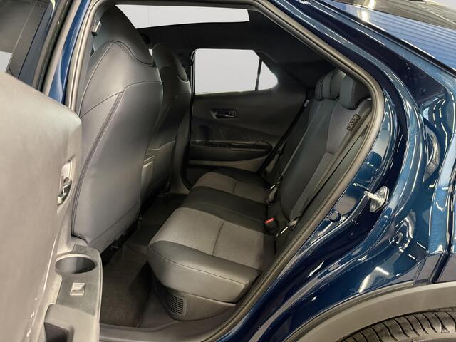 Toyota C-HR 2.0 Plug-in Hybrid 220 Executive | DEMO |