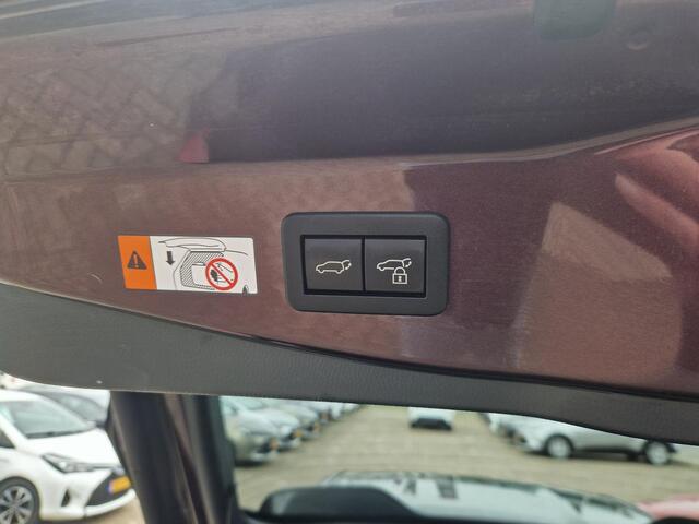 Toyota C-HR 1.8 Hybrid 140 First Edition