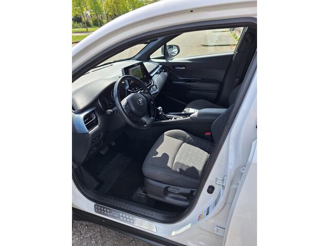 Toyota C-HR 1.8 Hybrid Dynamic