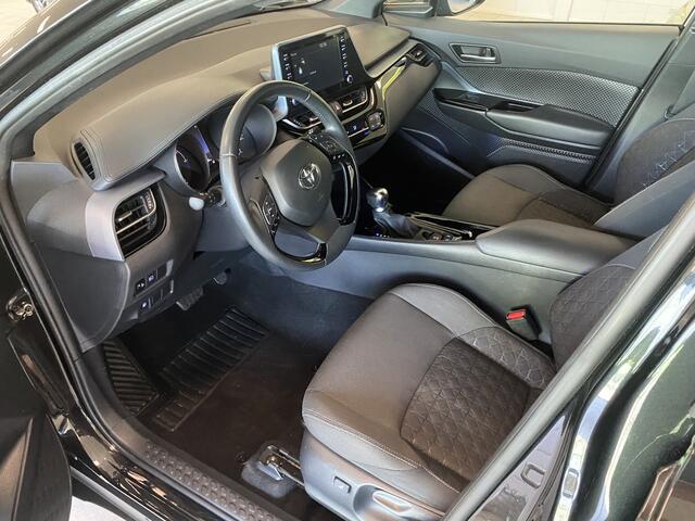Toyota C-HR 1.8 Hybrid Dynamic Edition