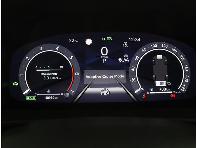 Toyota C-HR 1.8 Hybrid 140 Dynamic | Navigatie | Climate control | Camera |