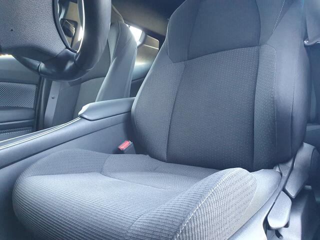 Toyota C-HR 1.8 Hybrid Active CLIMA/CAMERA/CRUISE/LMV