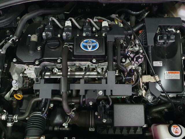 Toyota C-HR 1.8 Hybrid Active CLIMA/CAMERA/CRUISE/LMV