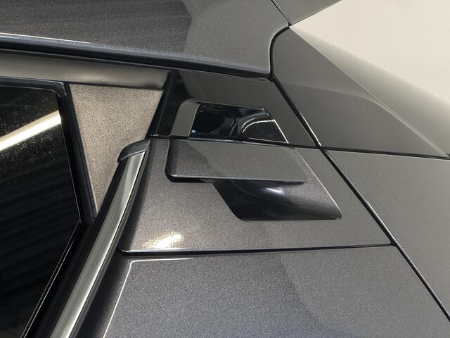 Toyota C-HR 1.8 Hybrid First Edition | JBL-audio | Keyless | LED | Dodehoeksensor |