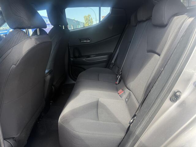 Toyota C-HR 1.2 Active | 1E EIGENAAR | 12MND GARANTIE | NAVI | PARELMOER WIT GEWRAPT |