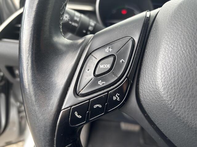 Toyota C-HR 1.8 Hybrid First Edition STOELVERWARMING, TREKHAAK, ZEER NETTE AUTO!!