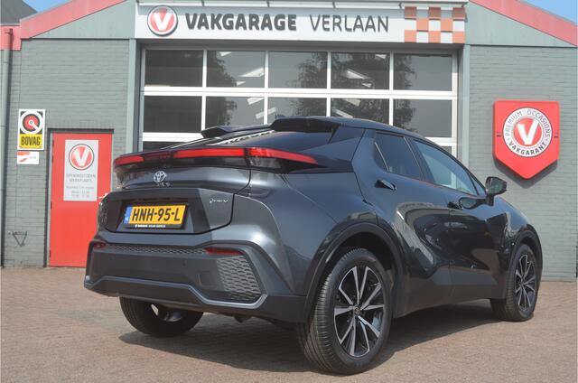 Toyota C-HR 1.8 Hybrid 140 Dynamic/groot scherm