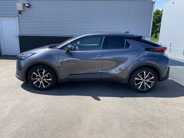 Toyota C-HR 1.8 Hybrid 140 First Edition | 360° camera | Dodehoek detectie | Apple CarPlay/Android Auto | Adaptieve cruise control | Keyless | Parkeersensoren | Elektr. inklapbare buitenspiegels |