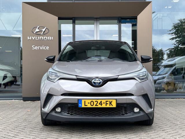 Toyota C-HR 1.8 Hybrid Bi-Tone