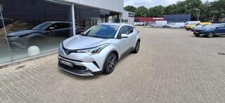 toyota-c-hr-1.8-hybrid-style-nlauto