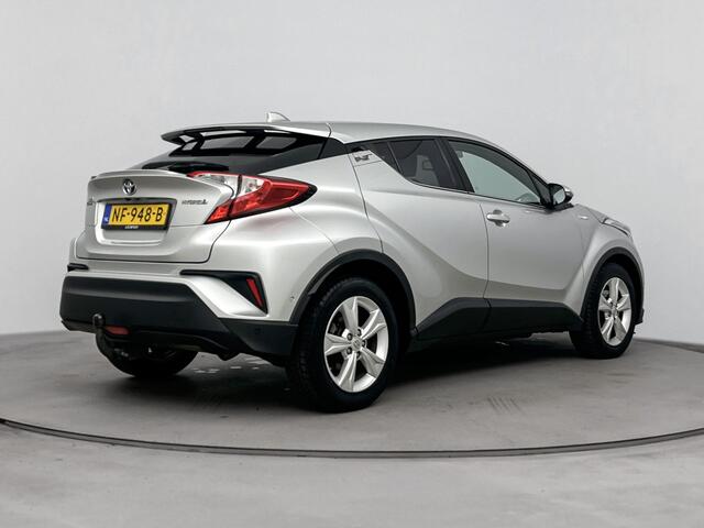 Toyota C-HR 1.8 Hybrid Executive Limited | Lichtmetalen Velgen | Metaallak | Parkeersensoren | Stoelverwarming |