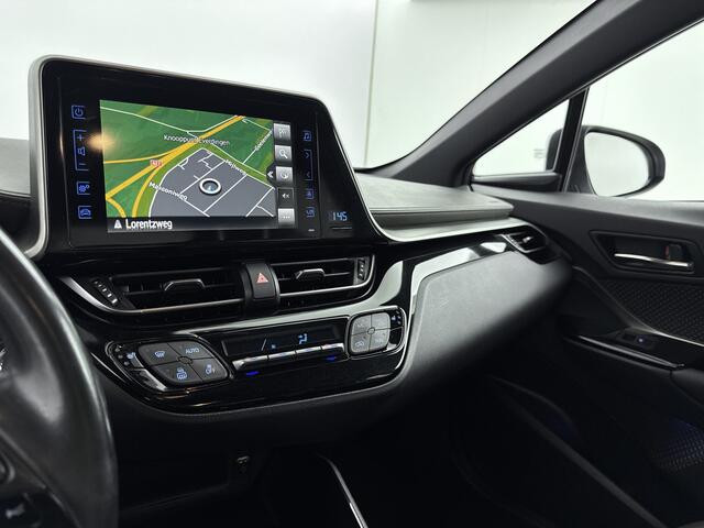 Toyota C-HR 1.8 Hybrid Executive Limited | Lichtmetalen Velgen | Metaallak | Parkeersensoren | Stoelverwarming |