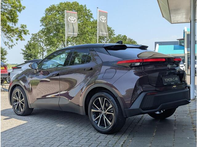 Toyota C-HR 1.8 Hybrid 140 First Edition | Bi-tone | Stoel- stuurverwarming | Elek. achterklep | Camera | PDC V+A
