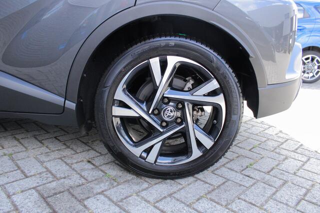 Toyota C-HR 2.0 Hybrid Dynamic |dealer onderh|voorruitverwarming|leder|ACC|