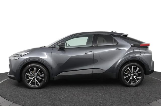Toyota C-HR 2.0 Plug-in Hybrid 220 Dynamic | Parkeersensoren | Stoel/Stuurverwarming | Adaptieve Cruise Control | Apple Carplay/Android Auto |