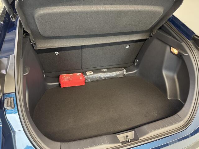 Toyota C-HR 1.8 Hybrid 140 First Edition | Prisma-LED | Elektr. klep | Stoel/stuur verw. | PDC V+A |