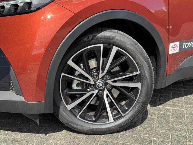 Toyota C-HR 2.0 Plug-in Hybrid 220 Executive | Executive Plus Pack | Thermisch panorama-dak | Prisma adaptive LED | 360 Camera | Memory stoel |