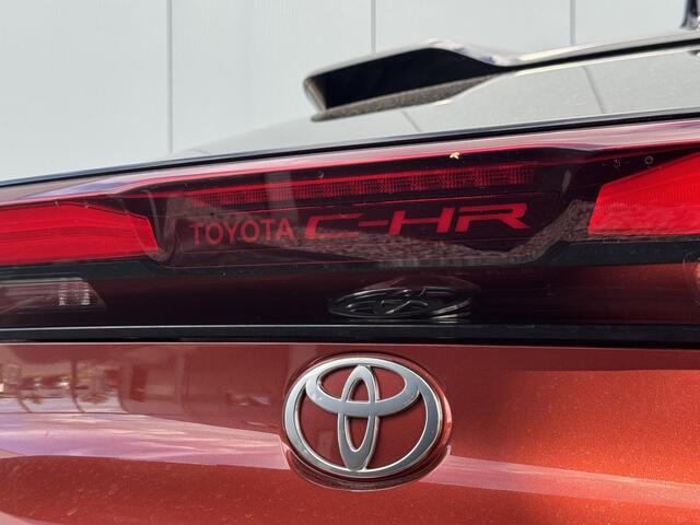 Toyota C-HR 2.0 Plug-in Hybrid 220 Executive | Executive Plus Pack | Thermisch panorama-dak | Prisma adaptive LED | 360 Camera | Memory stoel |