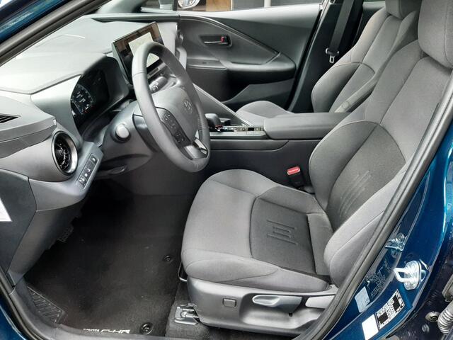 Toyota C-HR 2.0 Plug-in Hybrid 220 Dynamic | Stuur en stoel verwarming