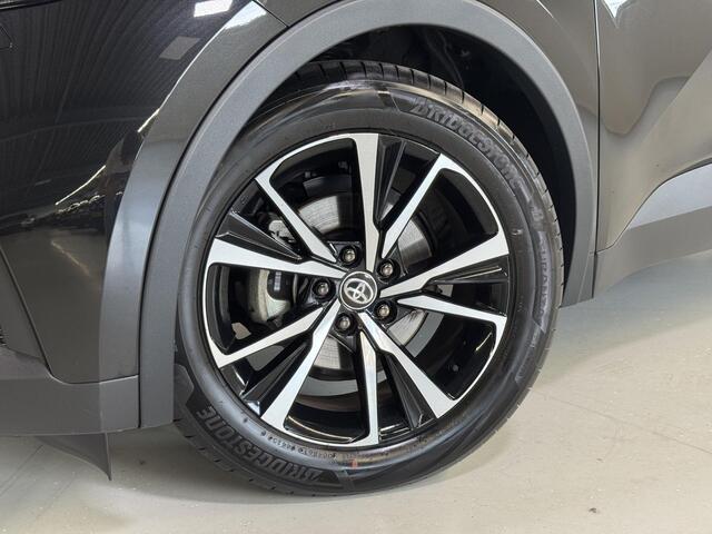 Toyota C-HR 1.8 Hybrid 140 First Edition | Prisma-LED | Elektr. klep | Stoel/stuur verw. | PDC V+A |