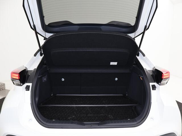 Toyota C-HR 2.0 Plug-in Hybrid 220 Business Plus | Apple Carplay & Android Auto | Parkeercamera | | Direct leverbaar |