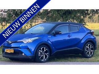 toyota-c-hr-1.8-hybrid-bi-tone-navi