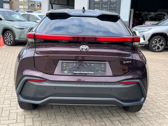 Toyota C-HR Hybrid 140 Team D **AllSeason,Stoelverwarming**
