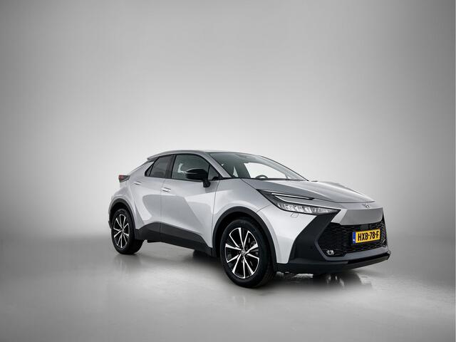 Toyota C-HR 1.8 Hybrid 140 Dynamic | Dodehoek assistent | Parkeersensoren V+A | Stoelverwarming| Metallic lak |