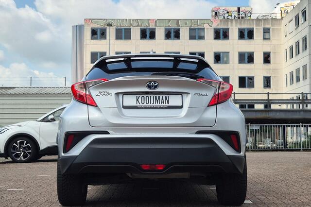 Toyota C-HR 1.8 Hybrid Style Keyless, adaptieve cruise control, achteruitrij camera, lage KM stand, automaat