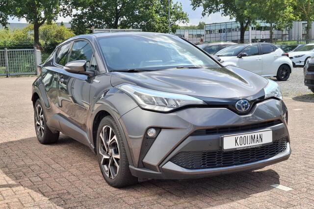 Toyota C-HR 1.8 Hybrid Dynamic Adaptieve cruise control, achteruitrij camera, keyless, navigatie Apple Carplay/Android Auto, parkeersensoren, automaat!